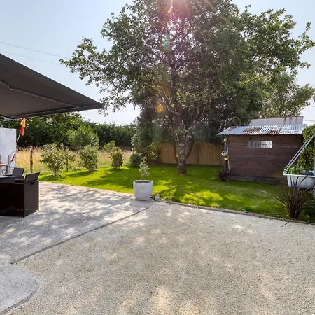 Сasa de vacaciones Cozy In With Wifi