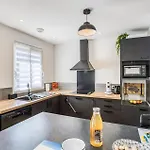 Ferienhaus 3 Bedroom Cozy In