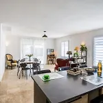 3 Bedroom Cozy In Ferienhaus *