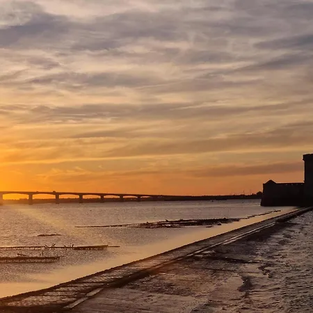 펜션 Cozy In With Wifi *